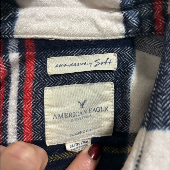 American Eagle Plaid Flannel Button-Up - Picture 5 of 6